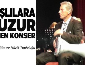 Kurtul Çetil Yaşlılara Huzur Veren Konser