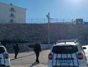 İzmir’de Uyuşturucu Operasyonu: 405 Kişi Gözaltına Alındı