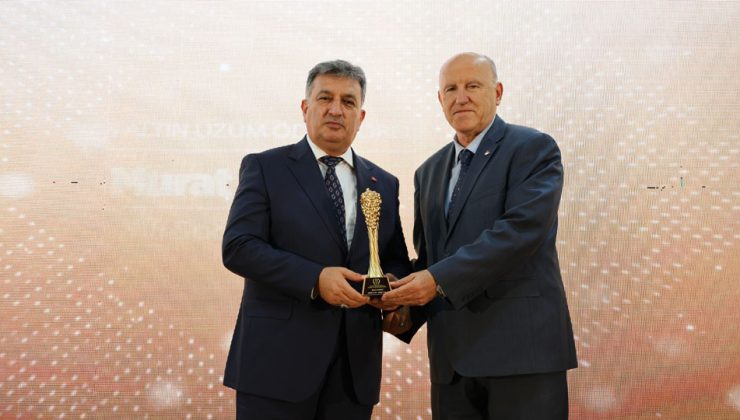 3. Altın Üzüm Ödülleri’nde Murat Eskici, Yılın Spor Adamı Seçildi