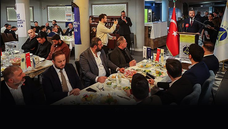Siyasette dün dündür, bugün bugündür. Eleştiriler Havada mı Kaldı? AK Parti, CHP ve MHP aynı masada