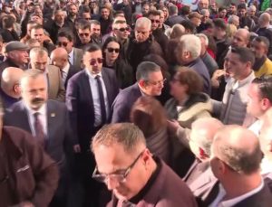 CHP Genel Başkanı Özel, CHP Buca İlçe Başkanı Çağdaş Kaya’nın Annesi İçin Düzenlenen Cenaze Törenine Katıldı