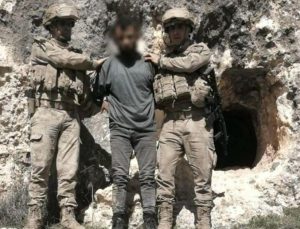 Karısını ve 2 yakınını öldürmüştü! Mağarada yakalandı